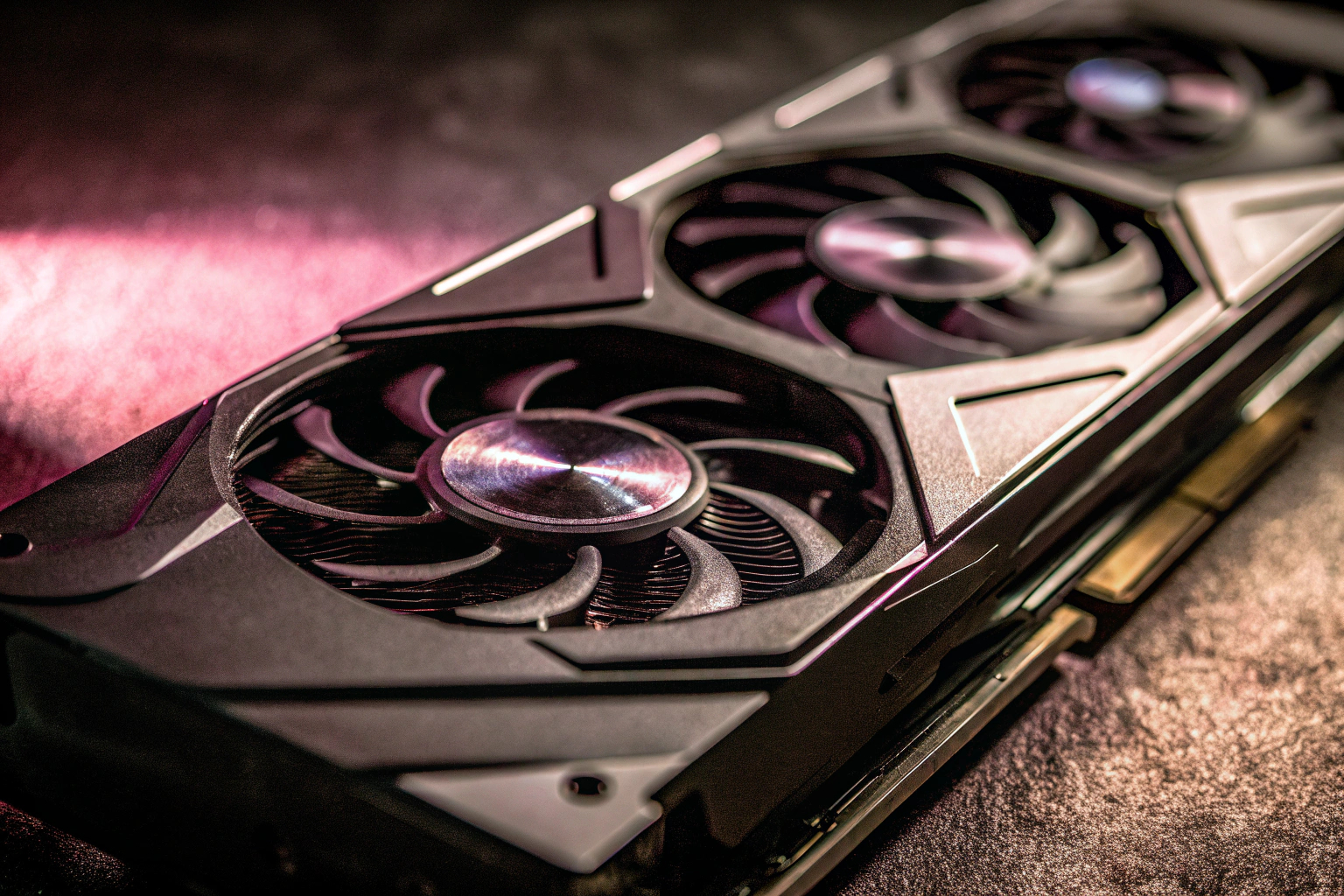 Moderne Gaming-Grafikkarte mit LED-Beleuchtung