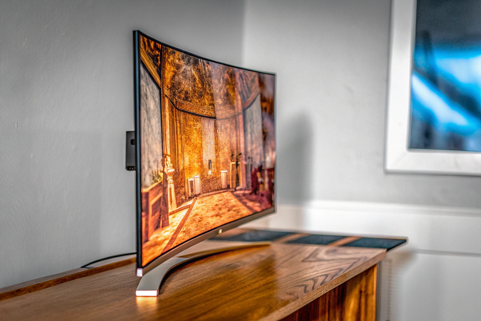 Curved Gaming Monitor mit sRGB