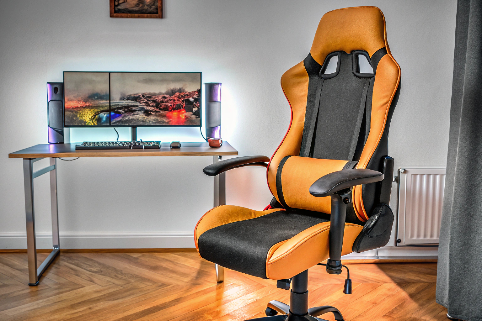 Ein ergonomischer Gaming-Stuhl mit verstellbaren Funktionen und einem stilvollen Design. Ergonomischer Gaming-Stuhl
