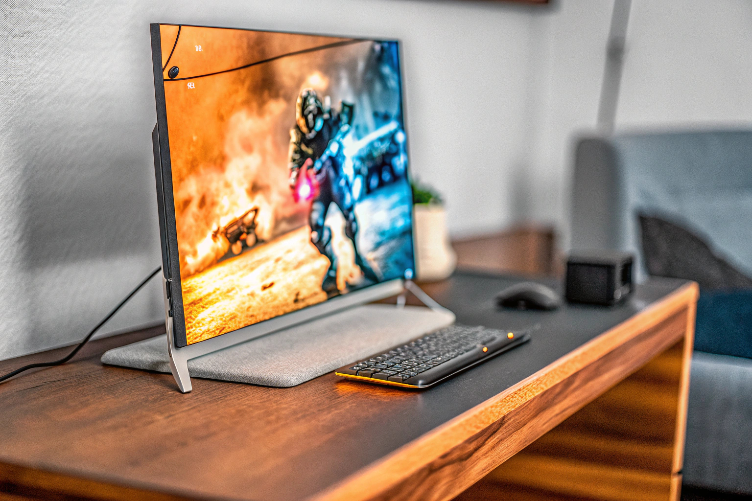 Gamer mit hochwertigem Gaming-Monitor