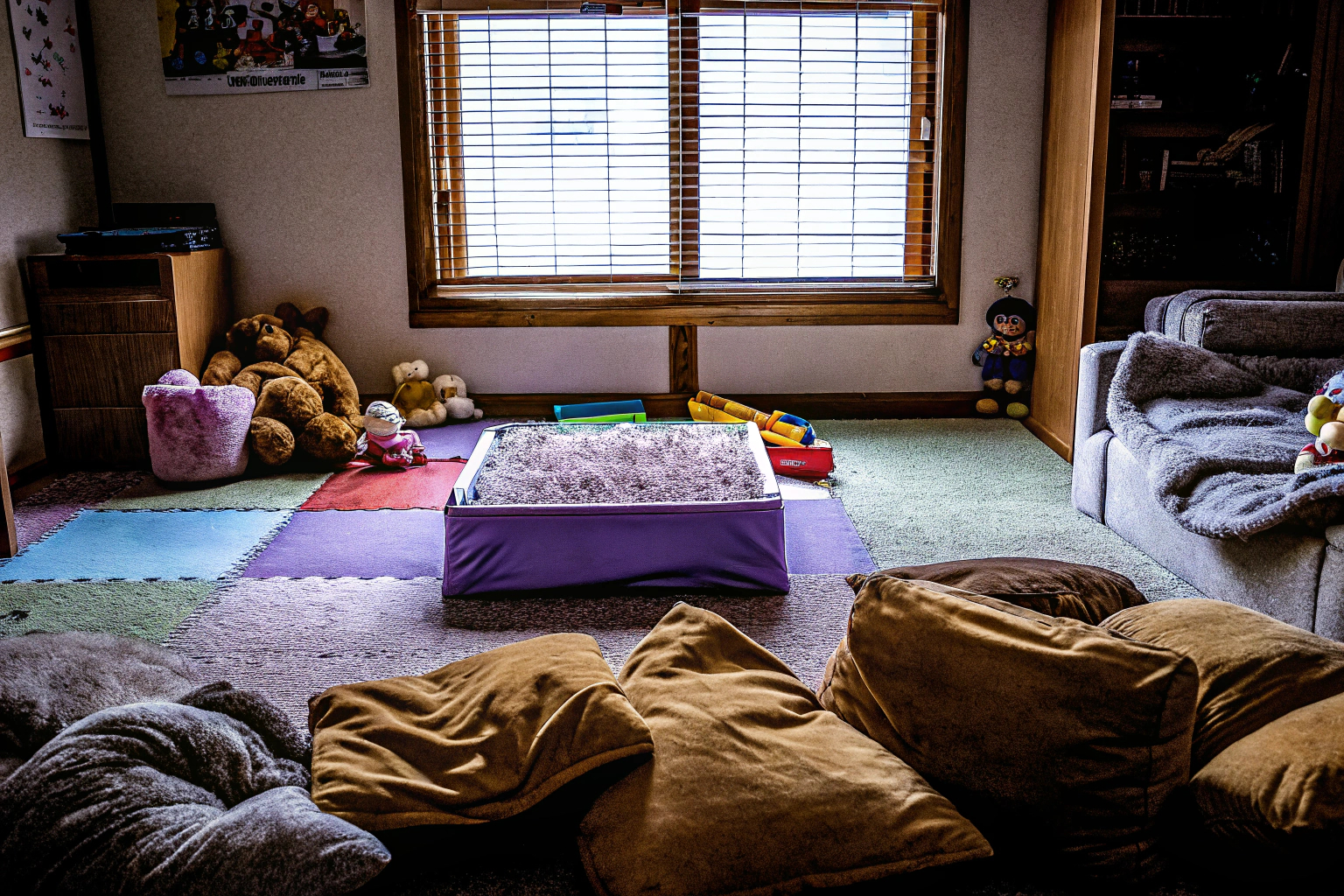 Kinder spielen Der Boden ist Lava